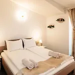 Kiev-free Parking 酒店 3*