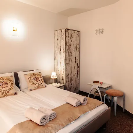 酒店 Kiev-free Parking 3*
