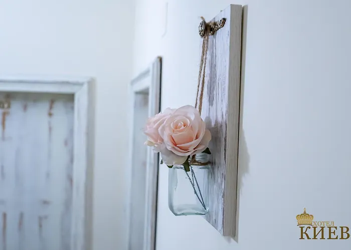 Kiev-free Parking Szálloda 3*