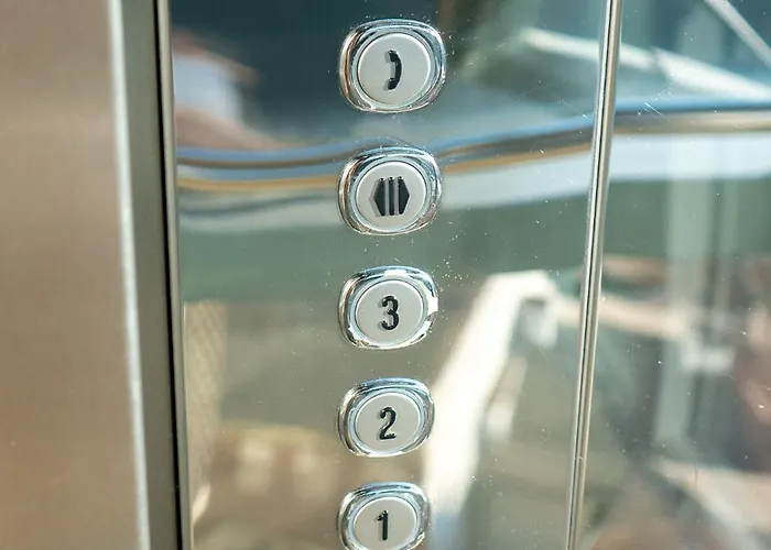 Kiev-free Parking Szálloda