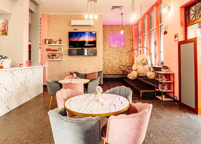 Kiev-free Parking Szálloda